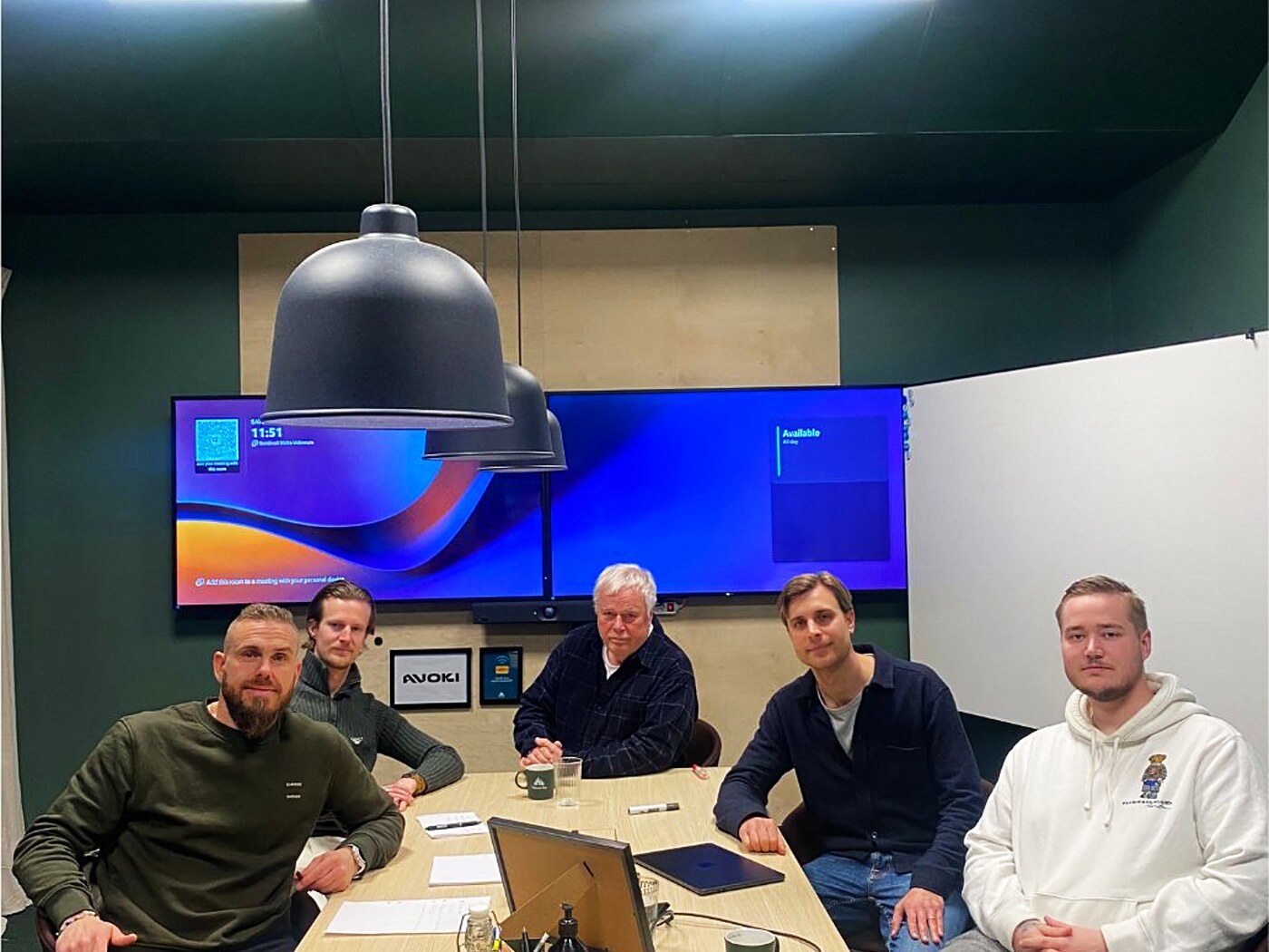 Teamet på SVA System samlat i konferensrummet
